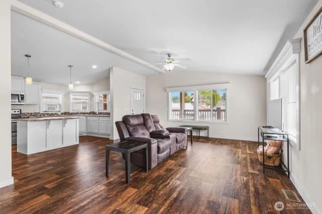 Property photo for 120 L Street Se, Auburn photo 5