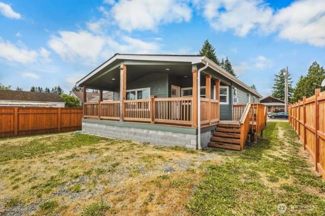 Property photo for 120 L Street Se, Auburn