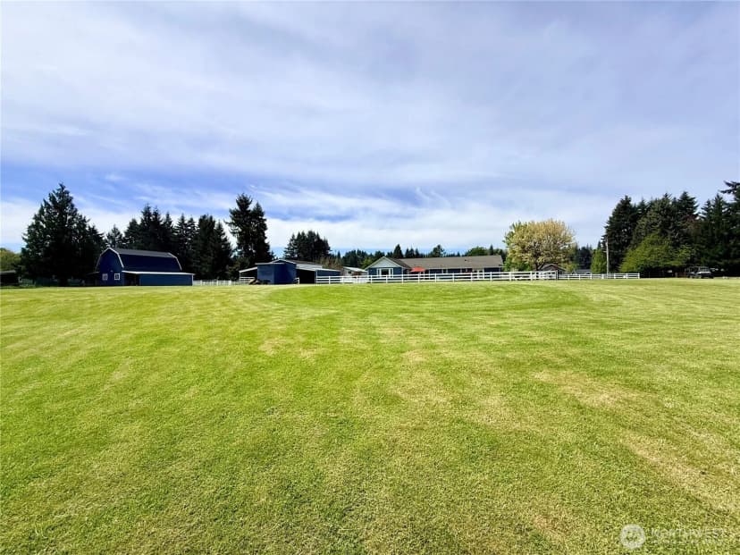 Property photo for 106 Perkins Street N, Bucoda photo 25