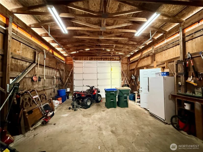 Property photo for 106 Perkins Street N, Bucoda photo 39