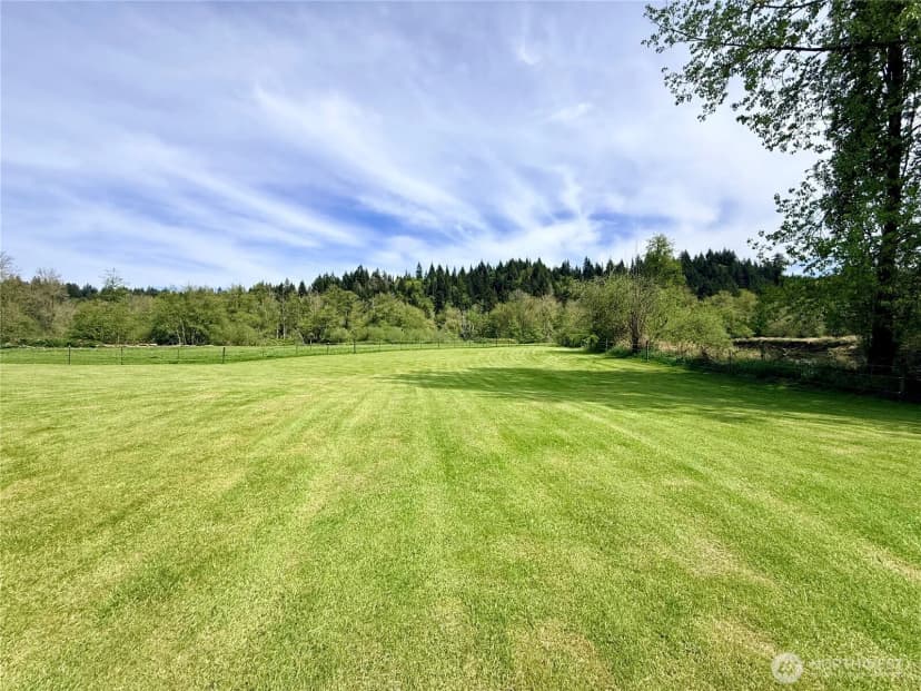 Property photo for 106 Perkins Street N, Bucoda photo 24