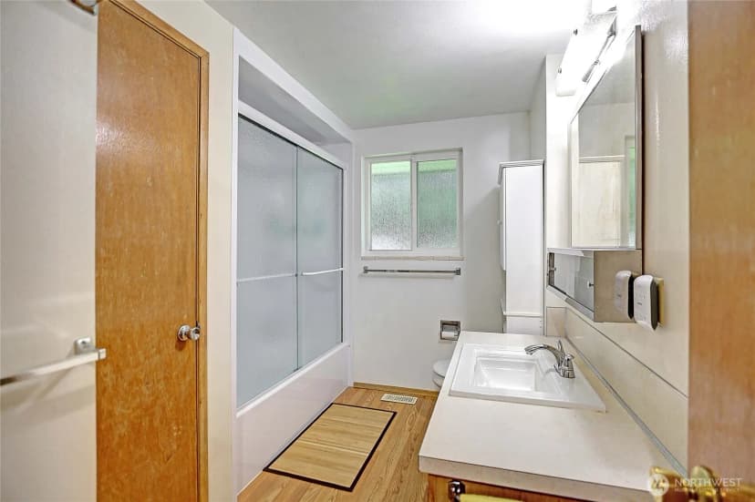 Property photo for 17810 Olympic View Drive, Edmonds photo 20