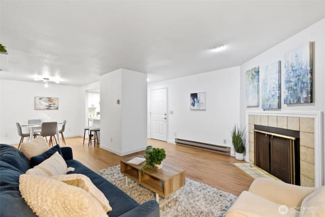 Property photo for 4106 Factoria Boulevard Se #205, Bellevue photo 3