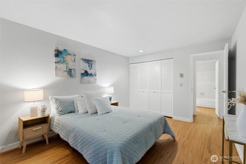 Property photo for 4106 Factoria Boulevard Se #205, Bellevue photo 13
