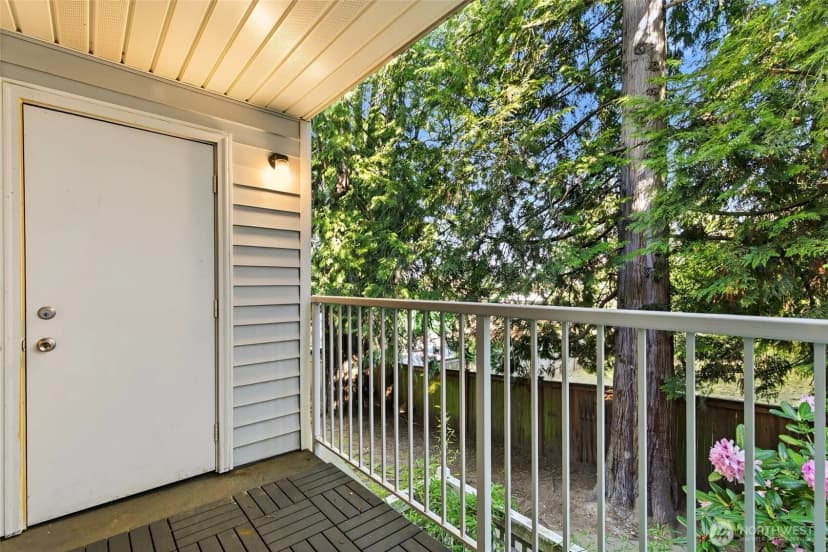 Property photo for 4106 Factoria Boulevard Se #205, Bellevue photo 17