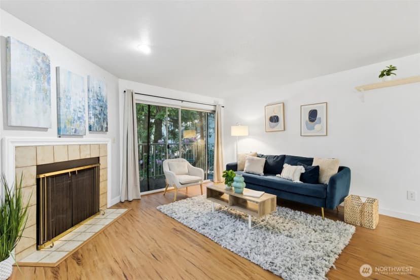 Property photo for 4106 Factoria Boulevard Se #205, Bellevue photo 2