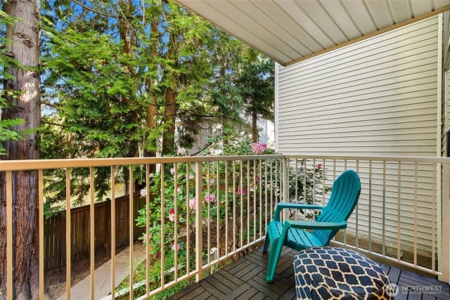Property photo for 4106 Factoria Boulevard Se #205, Bellevue photo 5