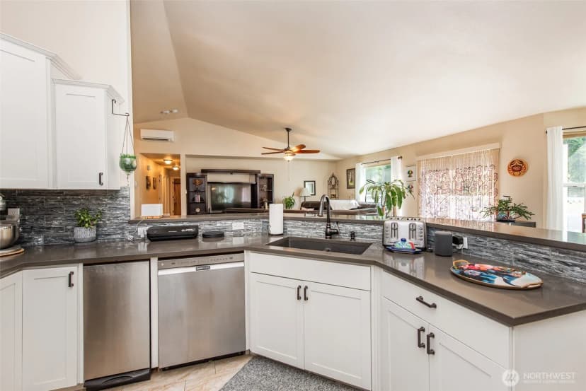 Property photo for 192 Michael Earl Way, Sequim photo 18