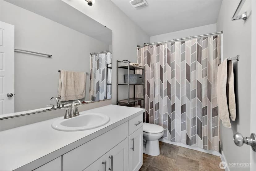 Property photo for 18215 Se 248th Street, Covington photo 18