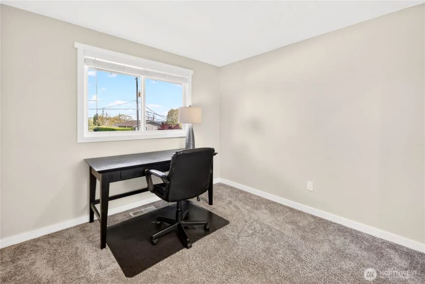 Property photo for 7827 S 114th Street, Seattle photo 13