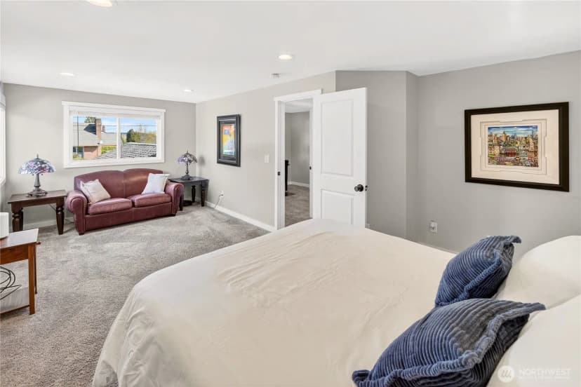 Property photo for 7827 S 114th Street, Seattle photo 16