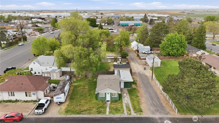 Property photo for 104 E 5th Ave, Warden photo 15
