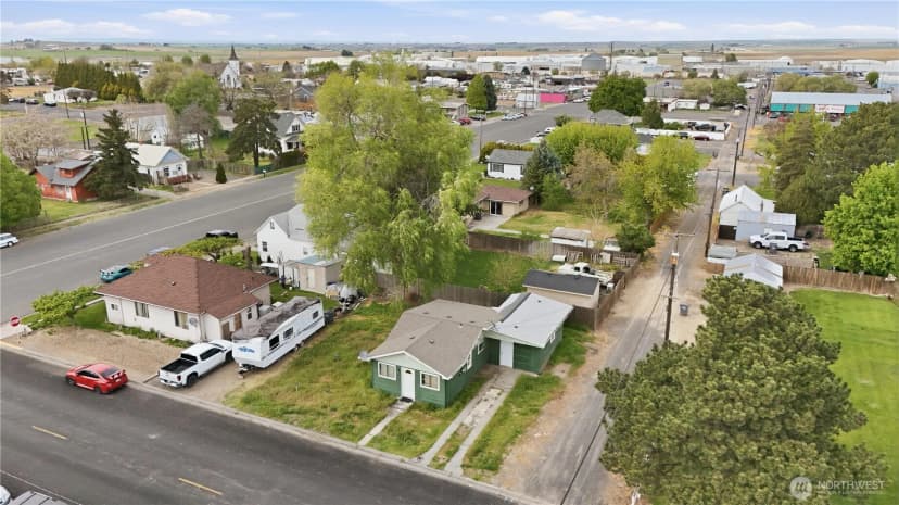 Property photo for 104 E 5th Ave, Warden photo 11