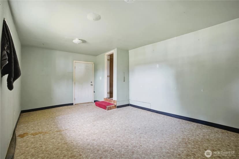 Property photo for 104 E 5th Ave, Warden photo 19