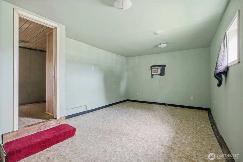 Property photo for 104 E 5th Ave, Warden photo 4