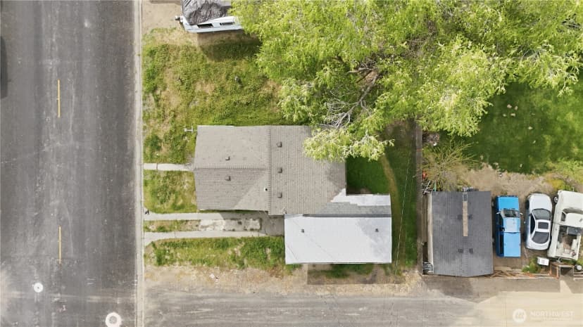Property photo for 104 E 5th Ave, Warden photo 27