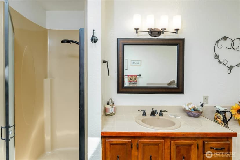 Property photo for 293 N Ridge View Dr, Port Angeles photo 23