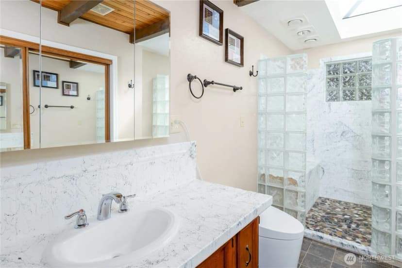 Property photo for 293 N Ridge View Dr, Port Angeles photo 16