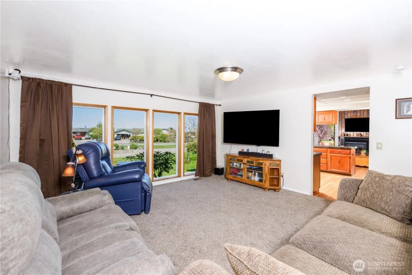 Property photo for 293 N Ridge View Dr, Port Angeles photo 11