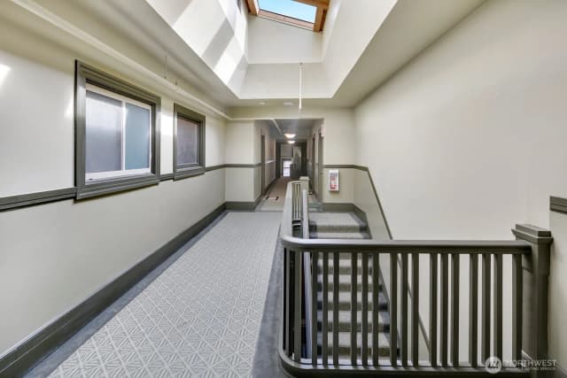 Property photo for 7 Harrison Street #39, Seattle photo 4