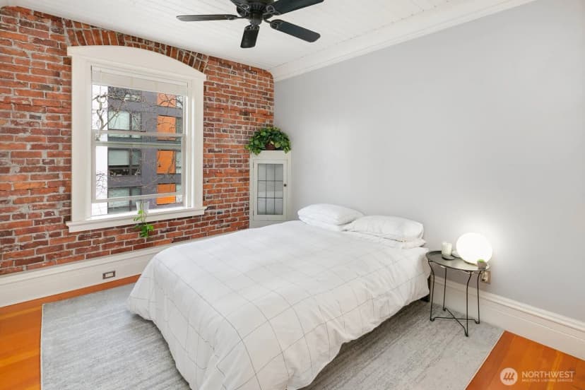 Property photo for 7 Harrison Street #39, Seattle photo 15