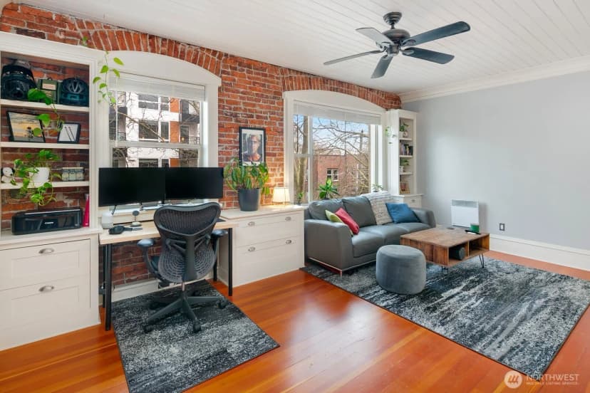 Property photo for 7 Harrison Street #39, Seattle photo 9