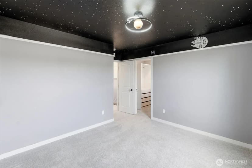 Property photo for 5536 Kinross Road Sw, Port Orchard photo 27