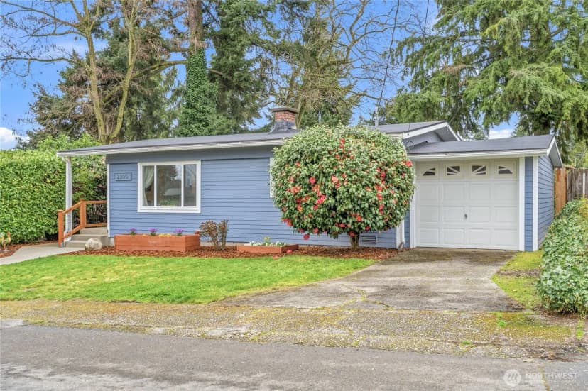 Property photo for 2300 Ne 8th Place, Renton photo 2