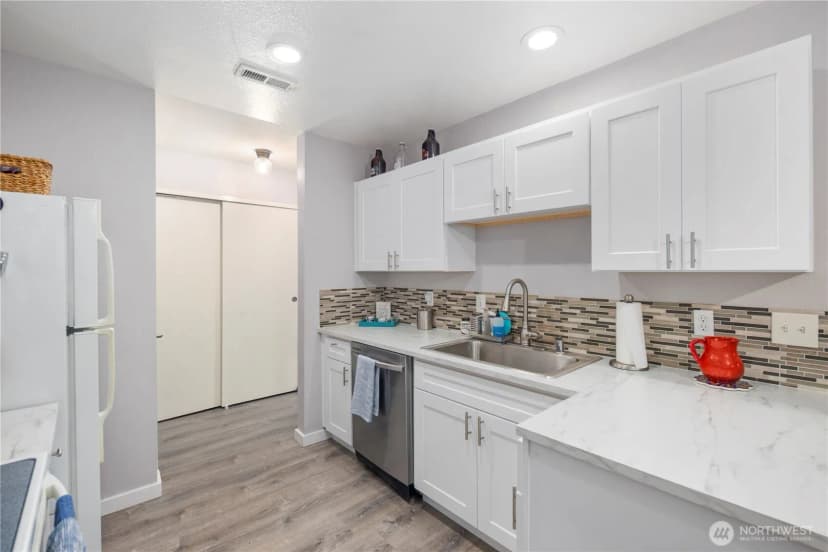 Property photo for 4118 212th Street Sw #c103, Mountlake Terrace photo 7