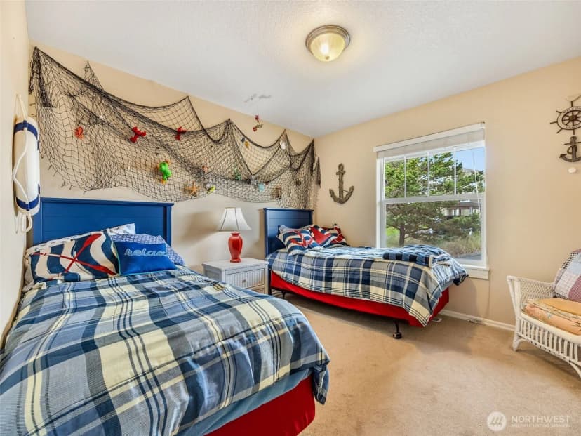 Property photo for 316 7th Street Sw #13, Long Beach photo 10