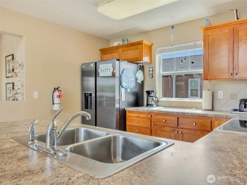 Property photo for 316 7th Street Sw #13, Long Beach photo 21