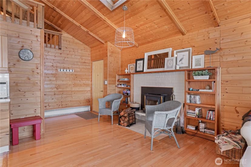 Property photo for 108 Herron Lane Nw, Lakebay photo 9