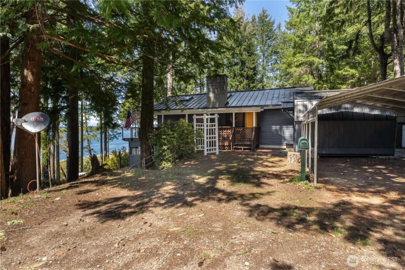 Property photo for 108 Herron Lane Nw, Lakebay photo 30
