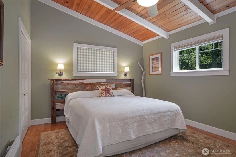 Property photo for 924 W Herron Boulevard Nw, Lakebay photo 10