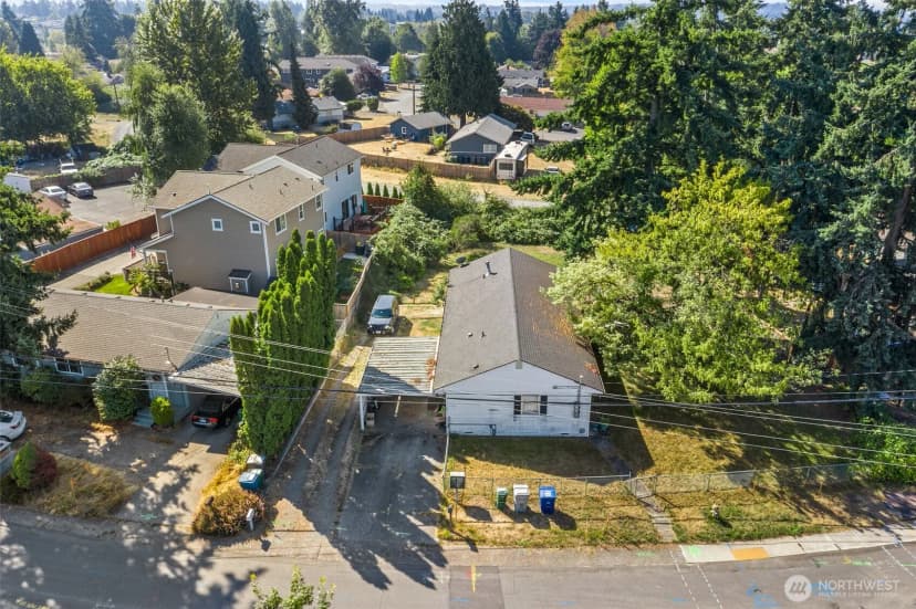 Property photo for 1526 Harrington Avenue Ne, Renton photo 13
