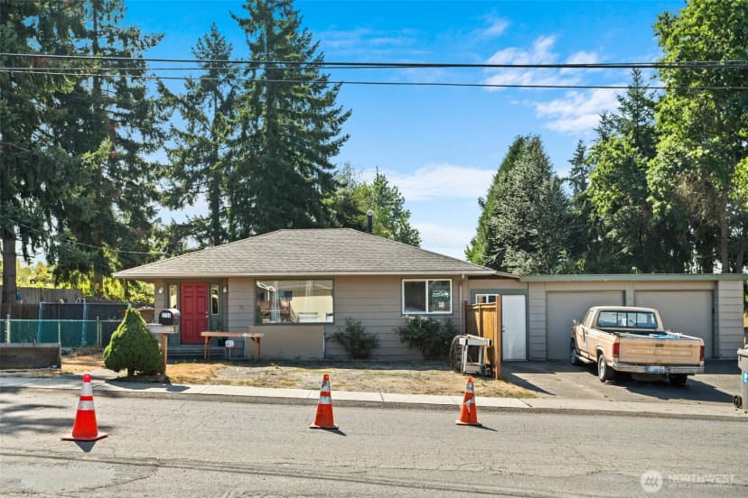 Property photo for 1526 Harrington Avenue Ne, Renton photo 33