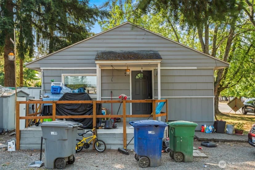 Property photo for 1526 Harrington Avenue Ne, Renton photo 28