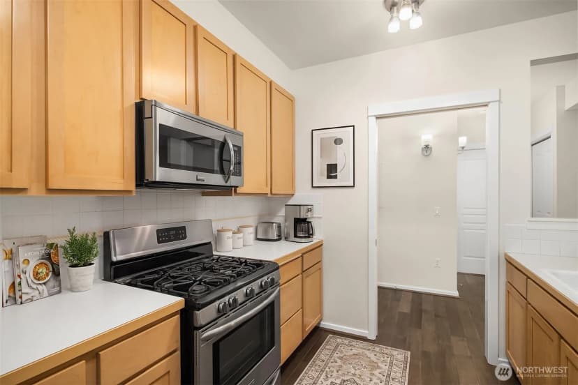 Property photo for 109 2nd Street S #422, Kirkland photo 11