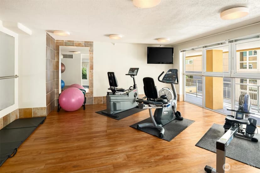 Property photo for 109 2nd Street S #422, Kirkland photo 23