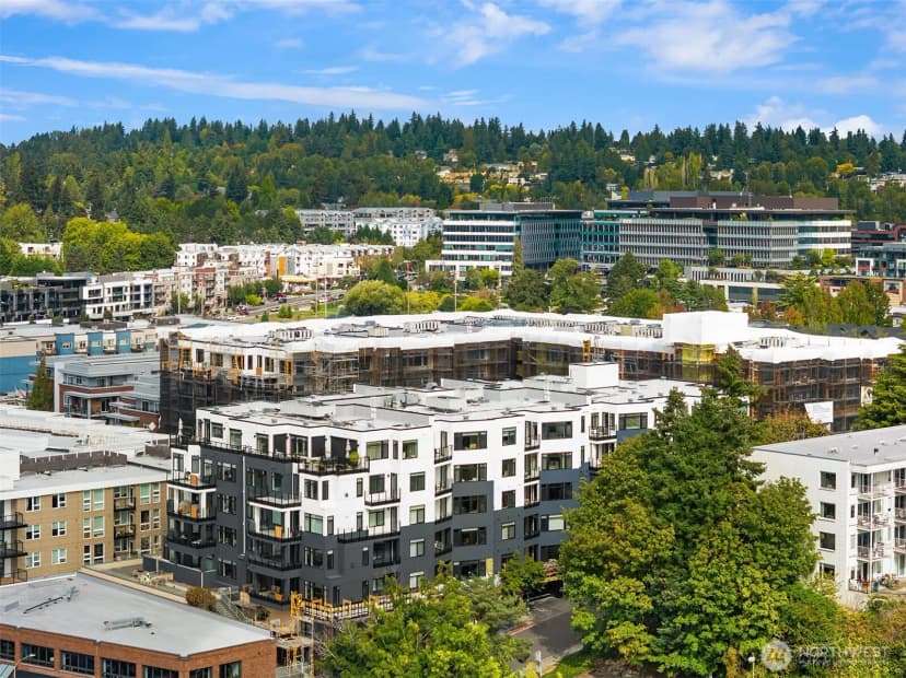 Property photo for 109 2nd Street S #422, Kirkland