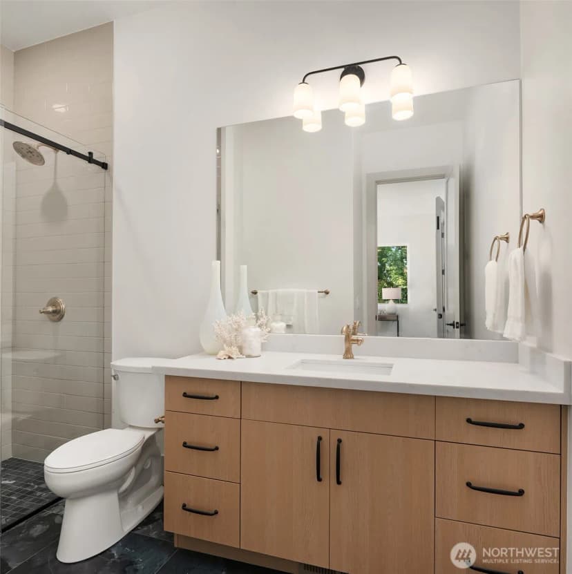 Property photo for 5222 Forest Avenue Se, Mercer Island photo 25