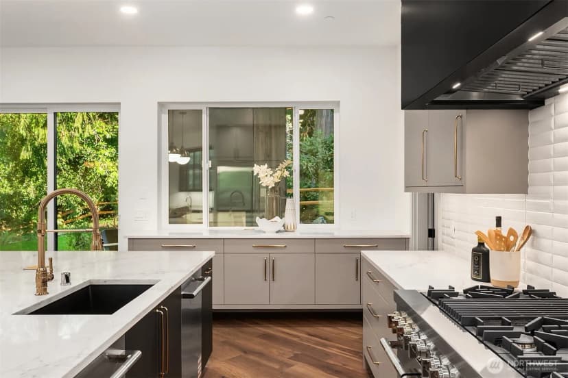 Property photo for 5222 Forest Avenue Se, Mercer Island photo 14