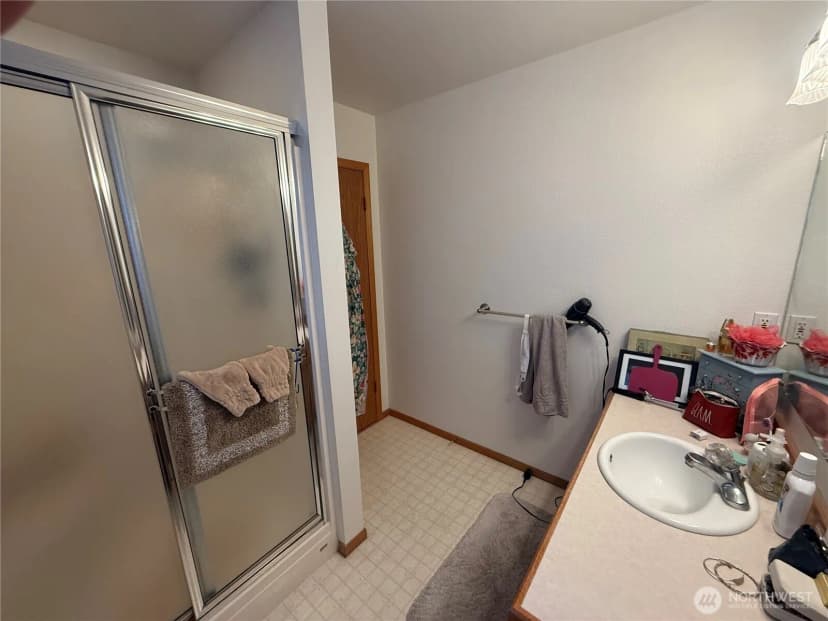 Property photo for 102 S 8th Street, Dayton photo 15