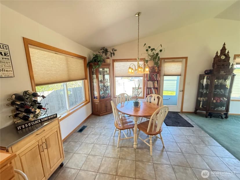 Property photo for 102 S 8th Street, Dayton photo 12