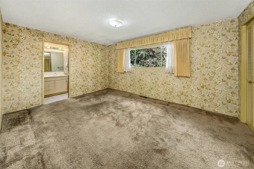 Property photo for 7070 94th Avenue Se, Mercer Island photo 13