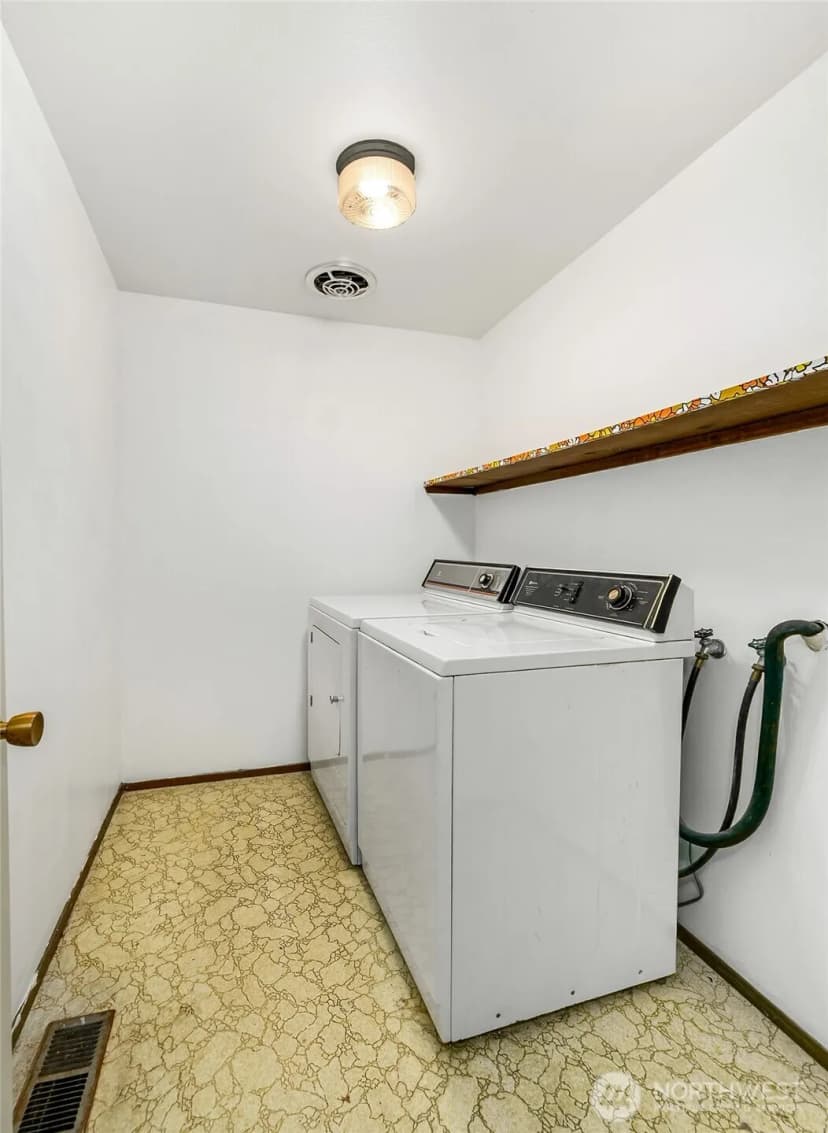 Property photo for 7070 94th Avenue Se, Mercer Island photo 25