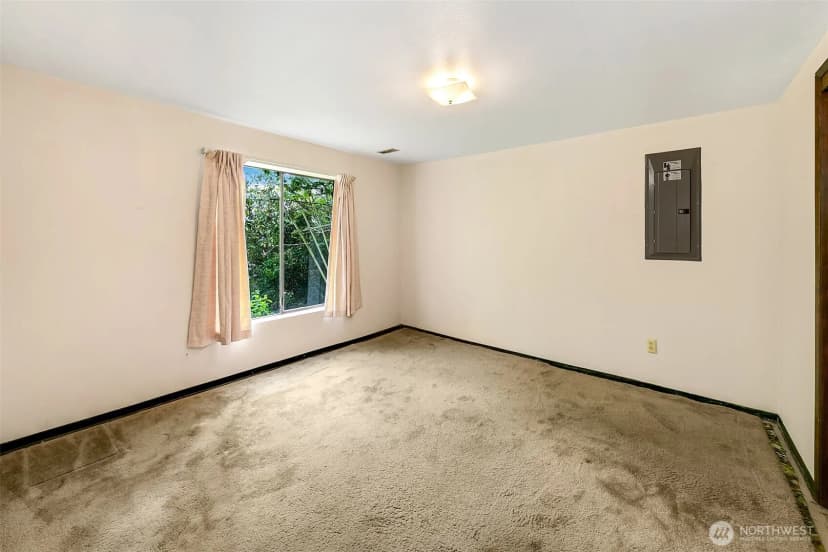Property photo for 7070 94th Avenue Se, Mercer Island photo 21