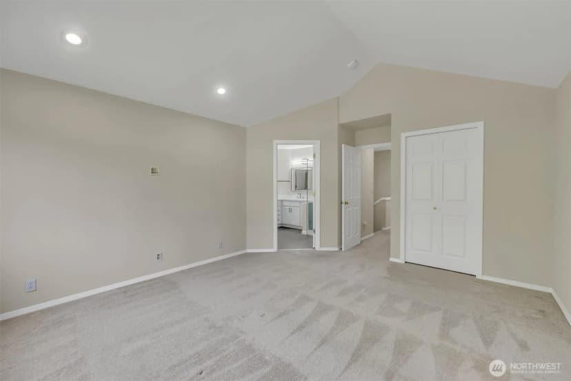 Property photo for 18397 Ne 97th Court, Redmond photo 30