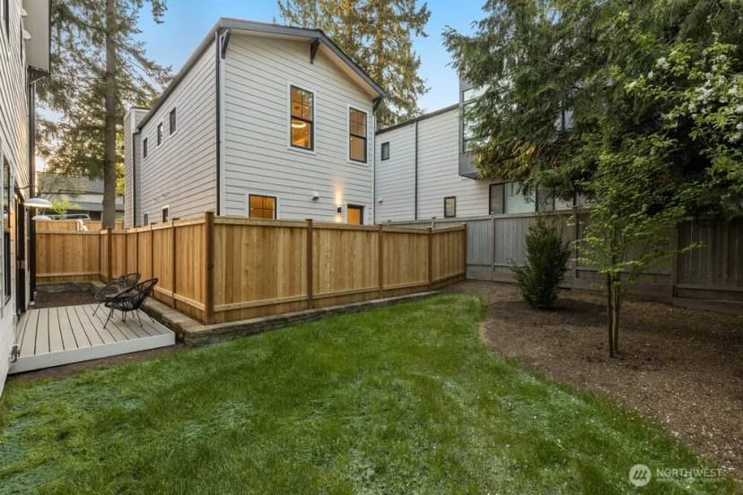 Property photo for 11610 Ne 92nd Street, Kirkland photo 37