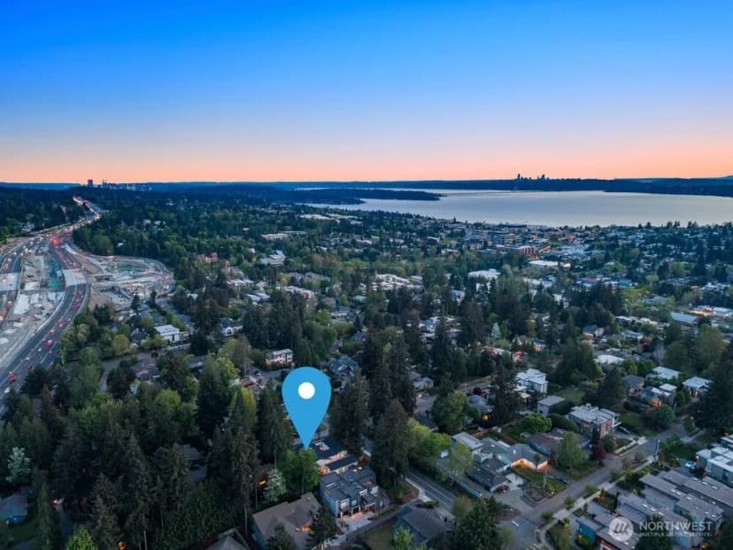 Property photo for 11610 Ne 92nd Street, Kirkland photo 38